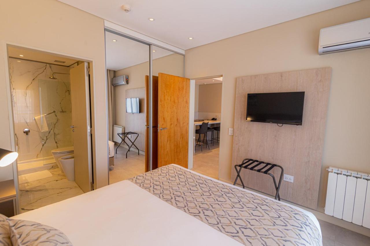 Treinta-seis Hotel 4*
