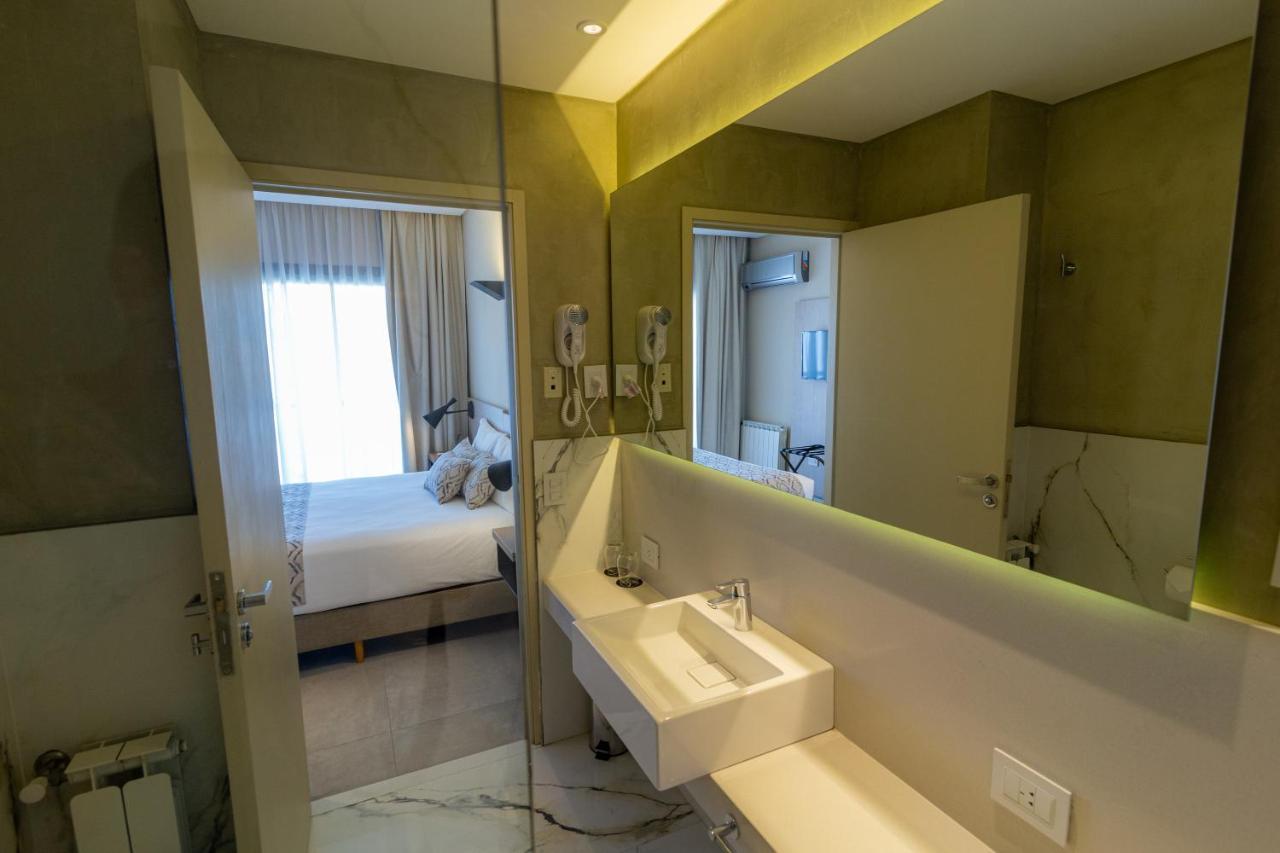 Treinta-seis Hotel