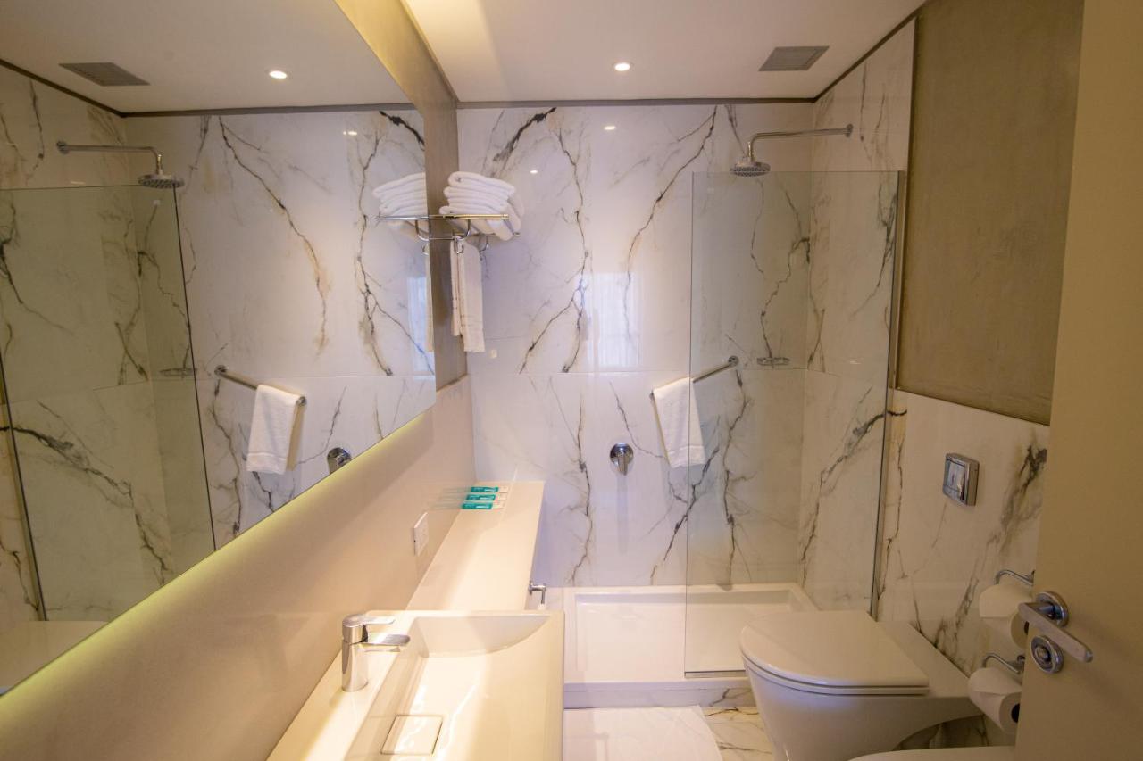 Hotel Treinta-seis 4*