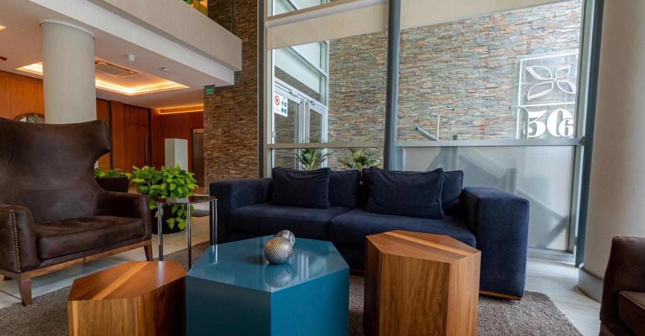 Treinta-seis Hotel 4*